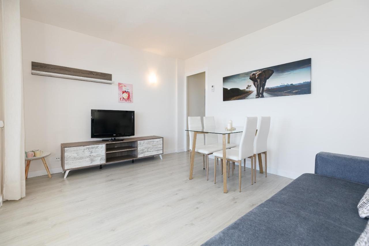 Uhc Nautilus Apartments Салоу Екстер'єр фото